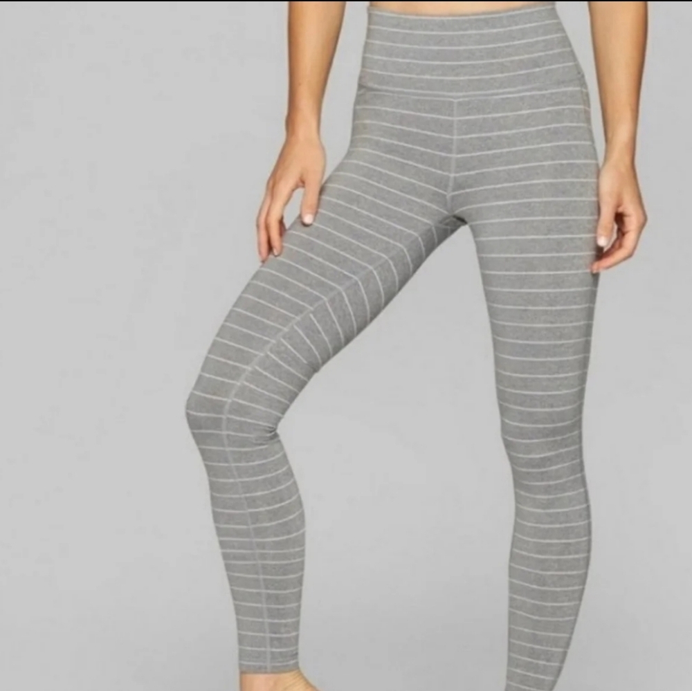 Athleta Chaturanga Leggings Tights Crop Capri XXS
